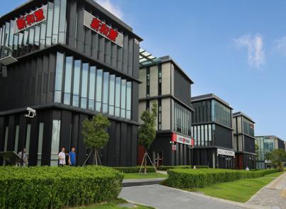 化學鍍鎳，陽極氧化，硬質陽極氧化，環(huán)保鍍黑鋅，彩鋅，白鋅，蘭鋅，啞色電泳廠家